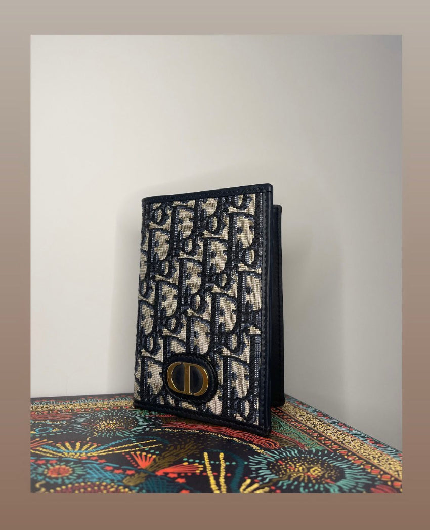 DIOR - 30 Montaigne Passport Holder Blue Dior Oblique Jacquard - WOMEN